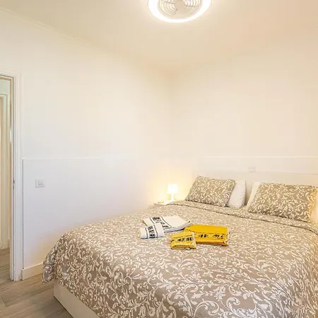 Villa Costa Adeje וילה *