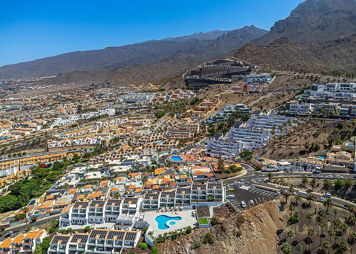 Villa Costa Adeje 阿德耶